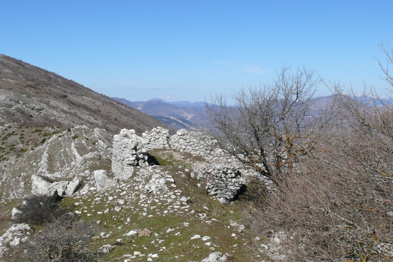 Marsica 2022, Monte Girifalco e Monte Arunzo  Le orchidee e la storia.